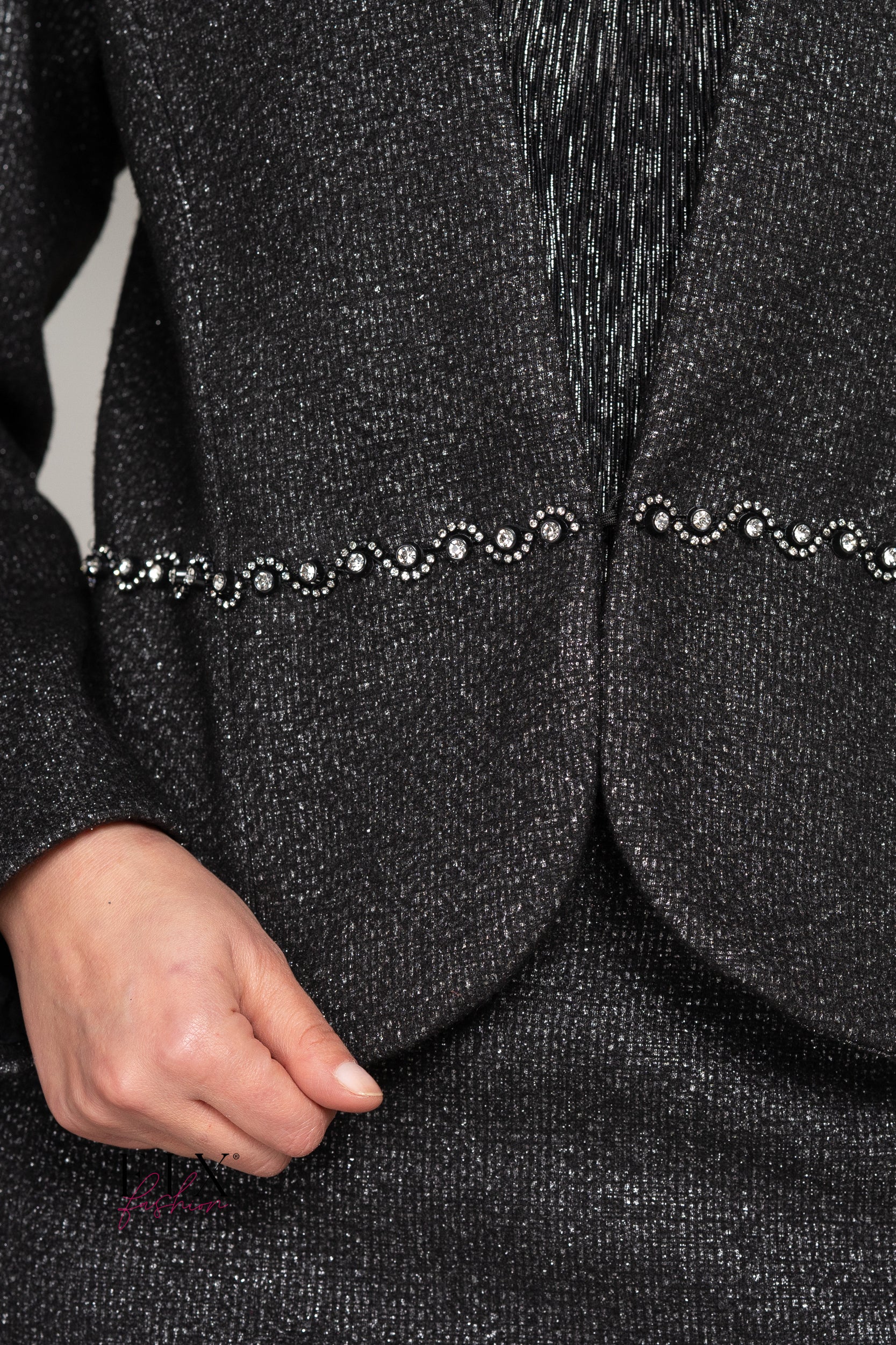 COMPLEU ELEGANT CU PATINA ARGINTIE 4271