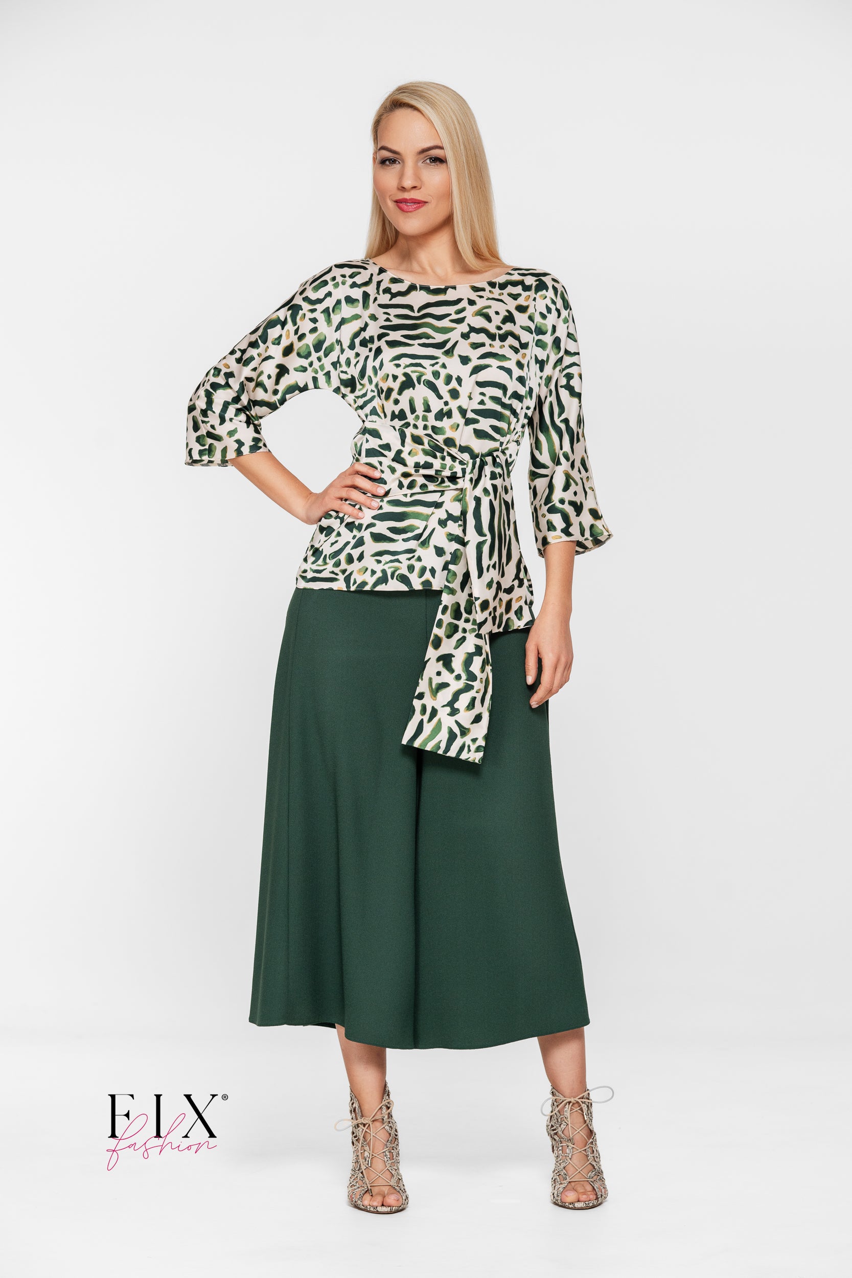 FUSTA - PANTALON SCURTA 4154