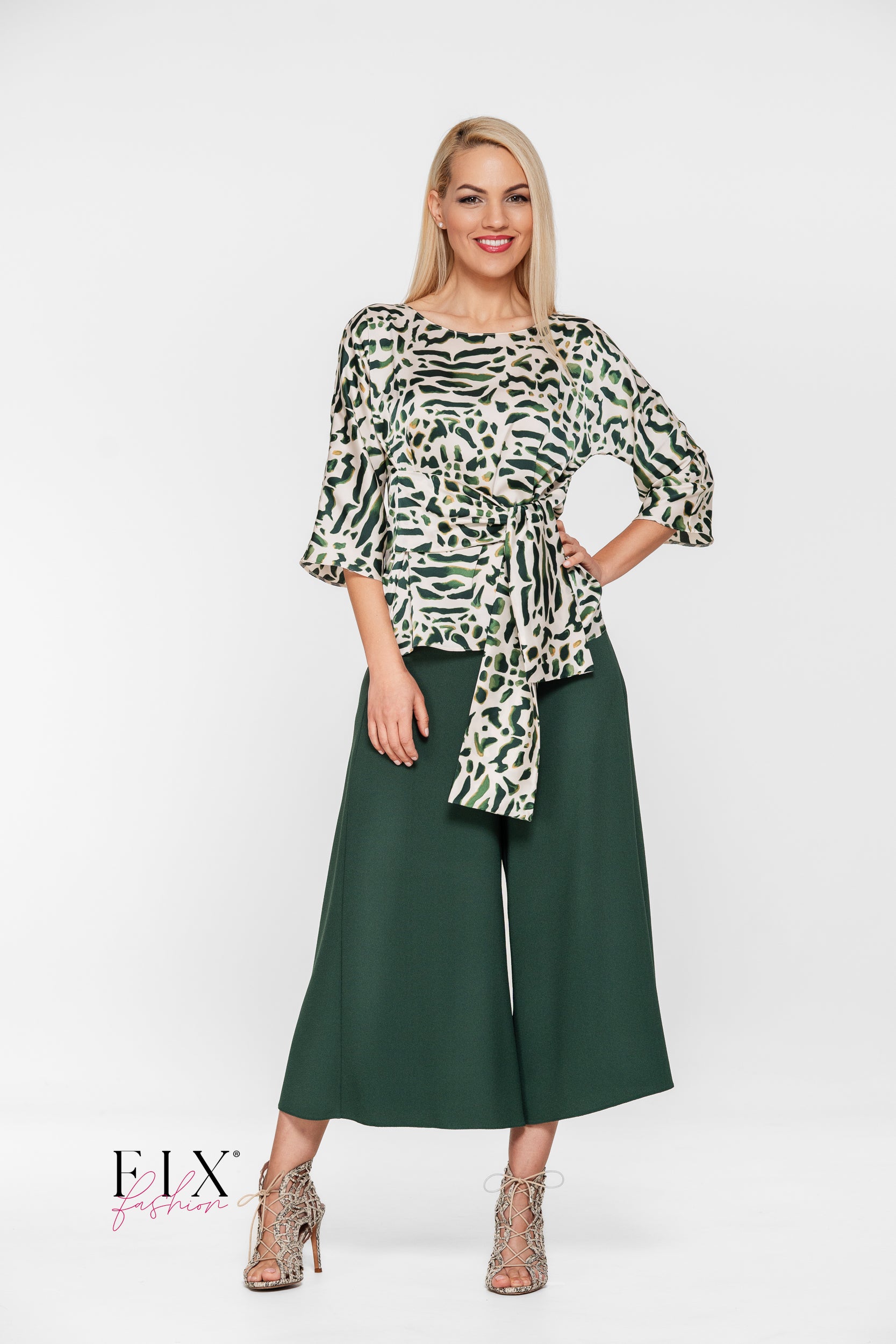 FUSTA - PANTALON SCURTA 4154