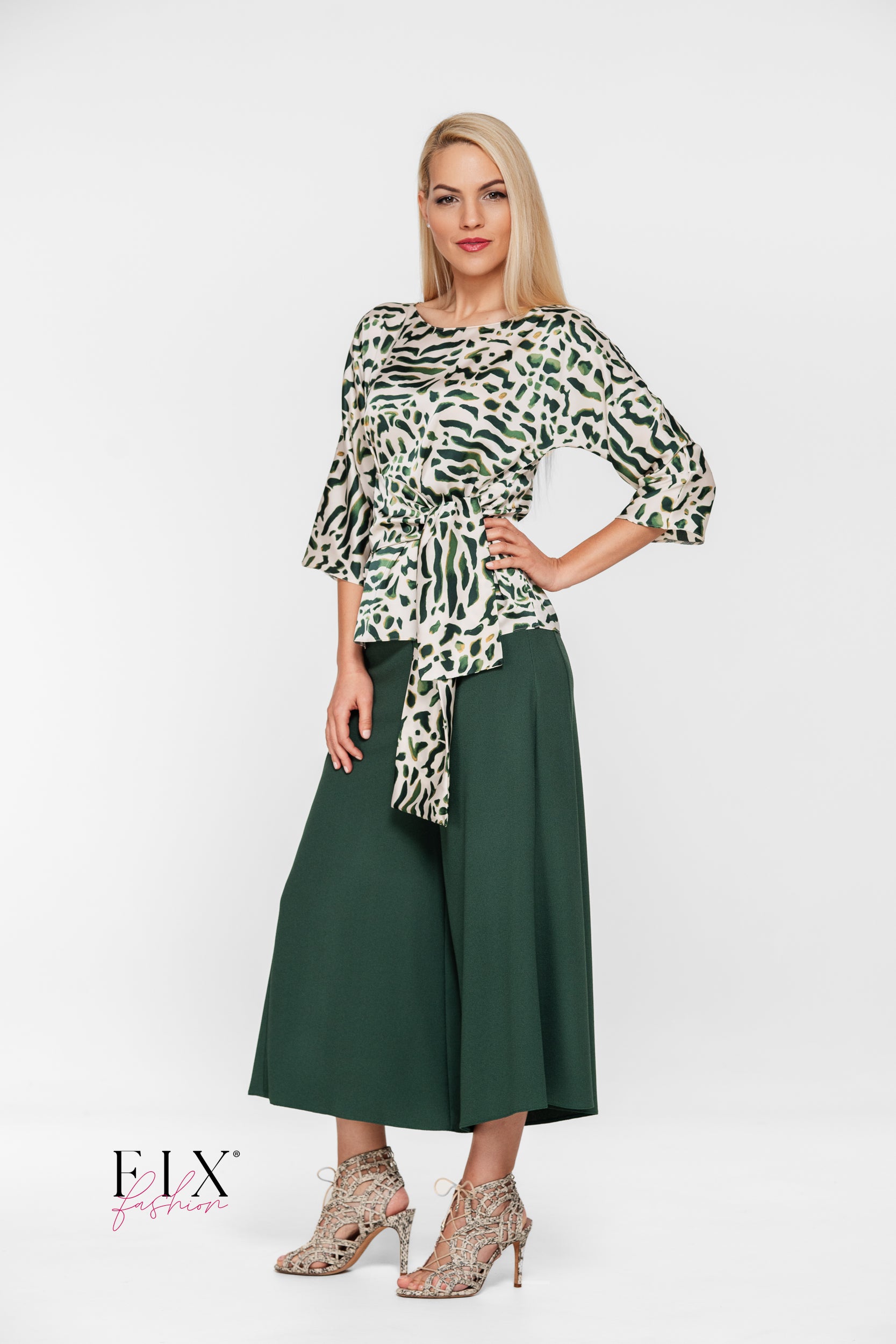 FUSTA - PANTALON SCURTA 4154