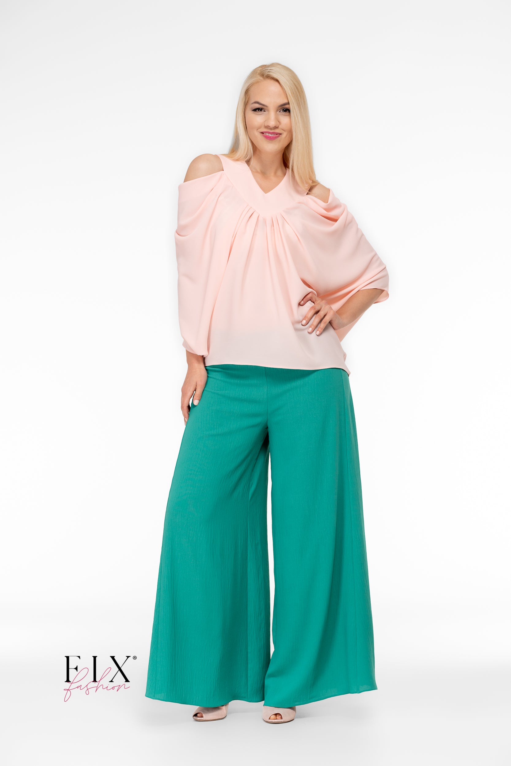 BLUZA FLUTURE CU UMERI GOI 4155