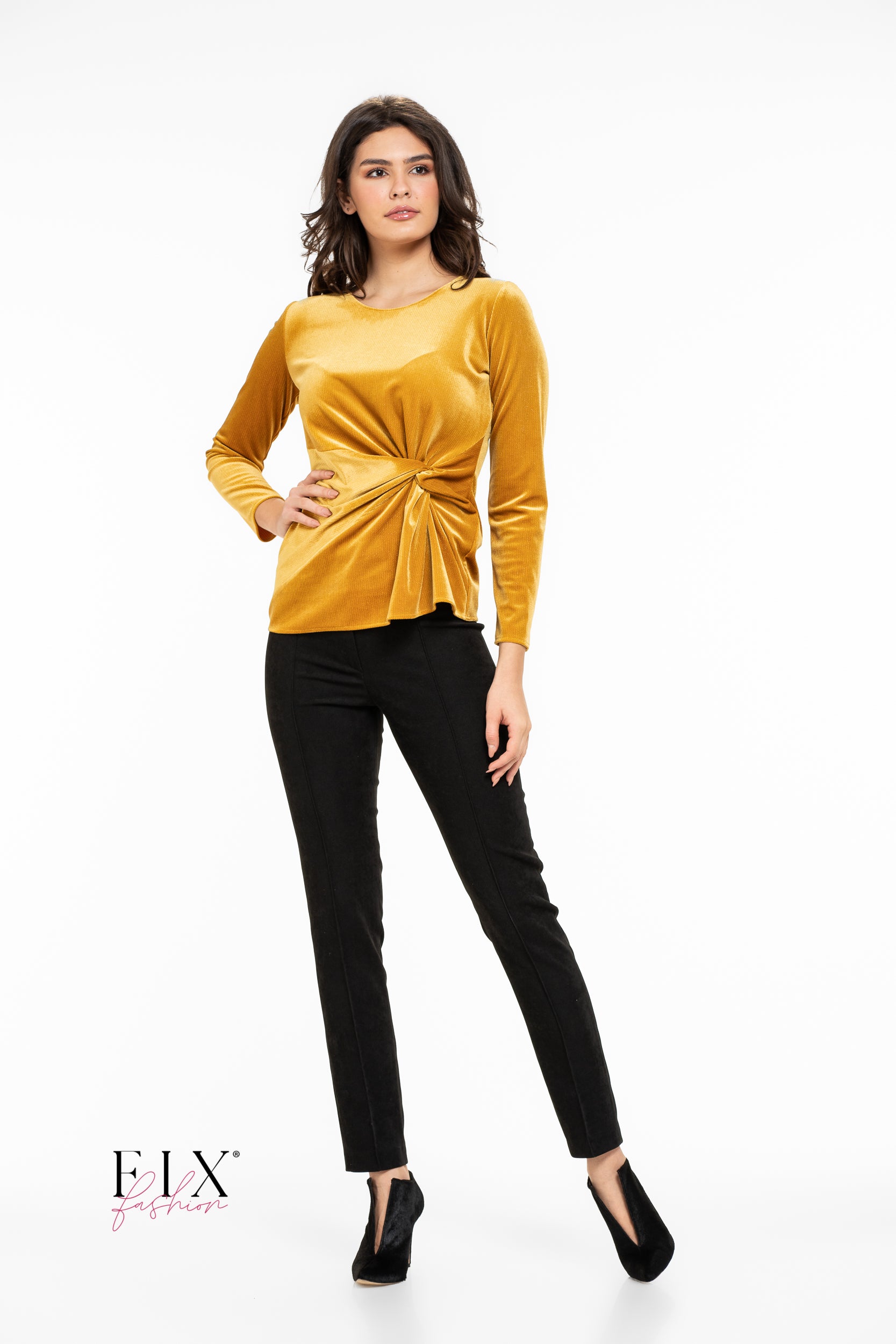 BLUZA CATIFEA CU NOD 3937