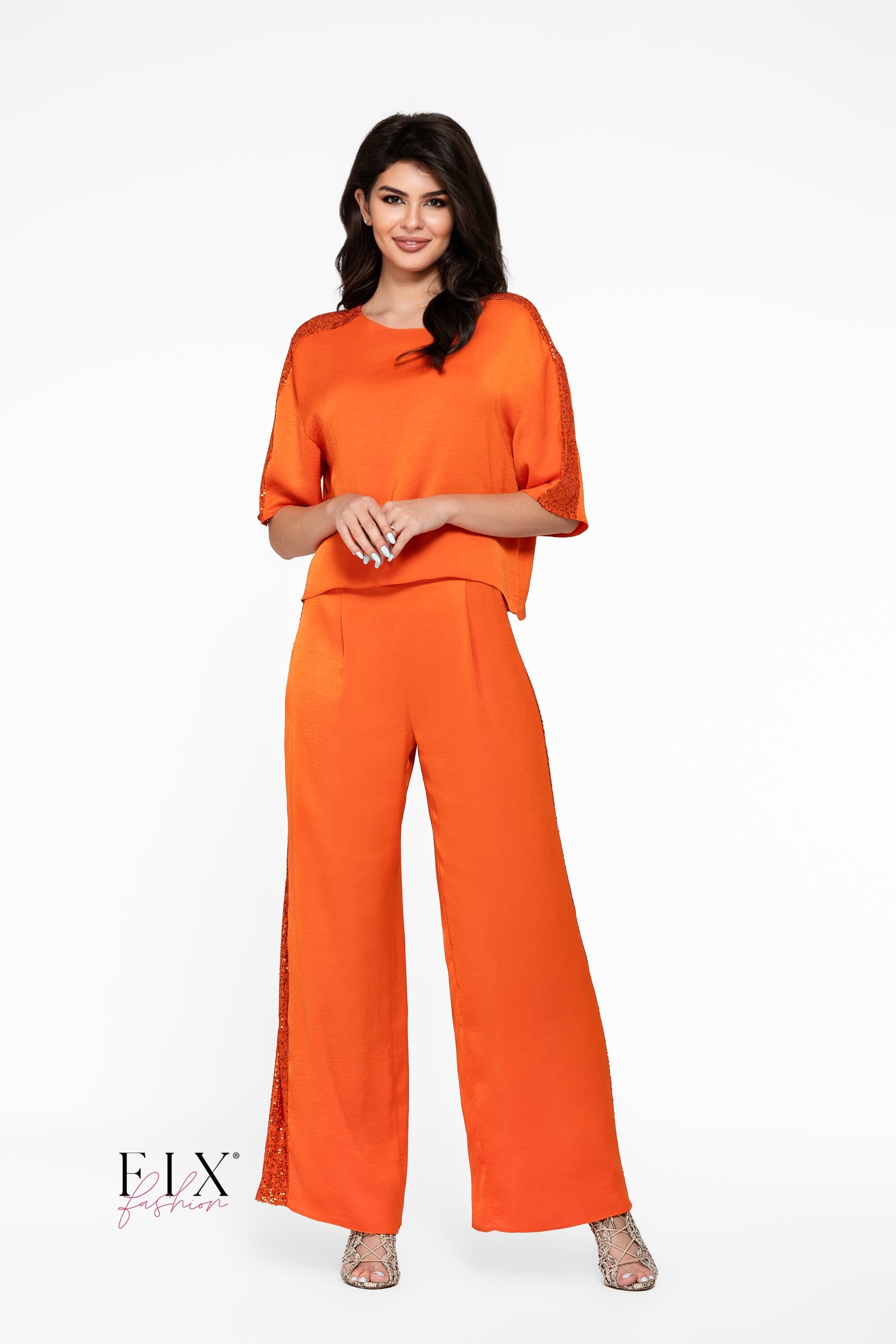 COMPLEU ELEGANT CU VIPUSCA